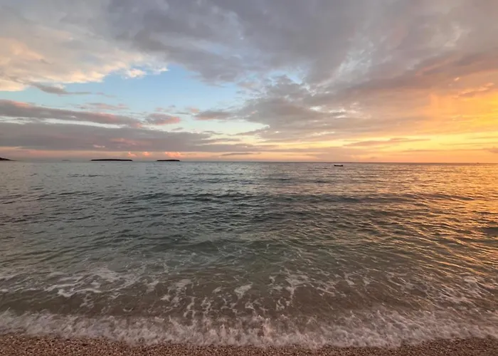 Luxury '936' * Ρόβινι